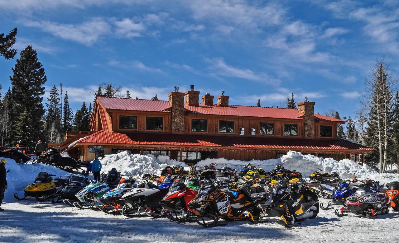 Arrowhead Mountain Lodge Cimarron Exteriör bild