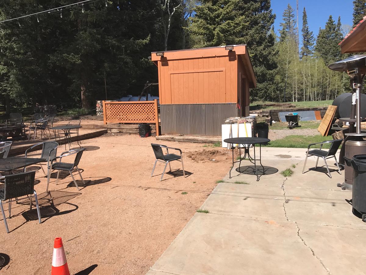 Arrowhead Mountain Lodge Cimarron Exteriör bild